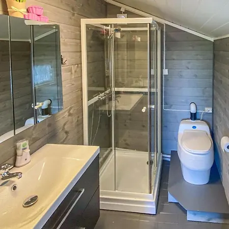 3 Bedroom Awesome In